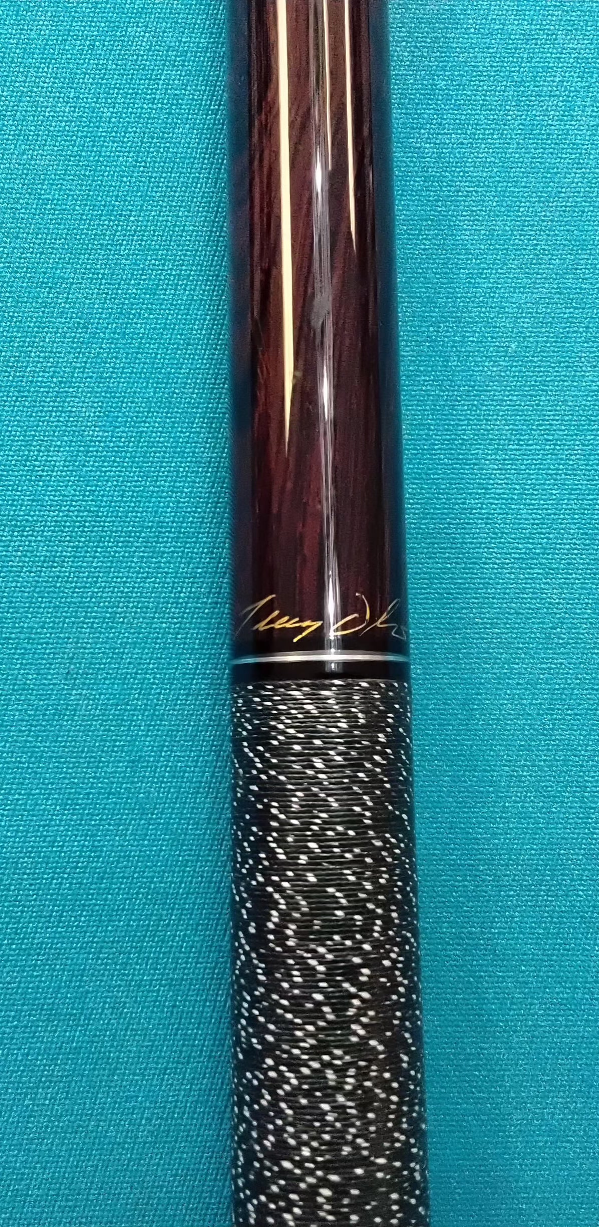 Jerry Oliver (2 Shafts, 1 butt) - CONSIGNMENT CUE - Used
